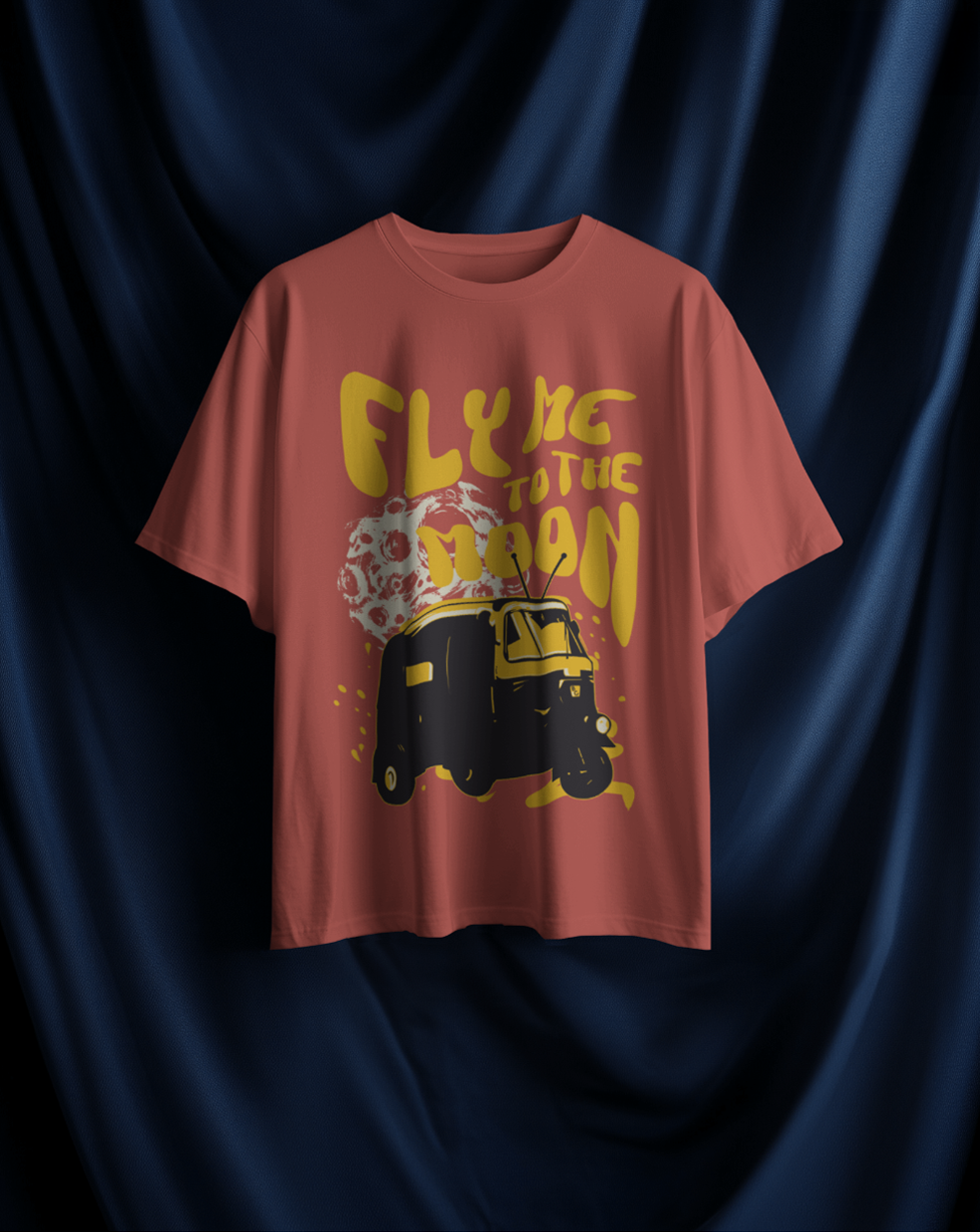 Fly me to the Moon Oversized Tee