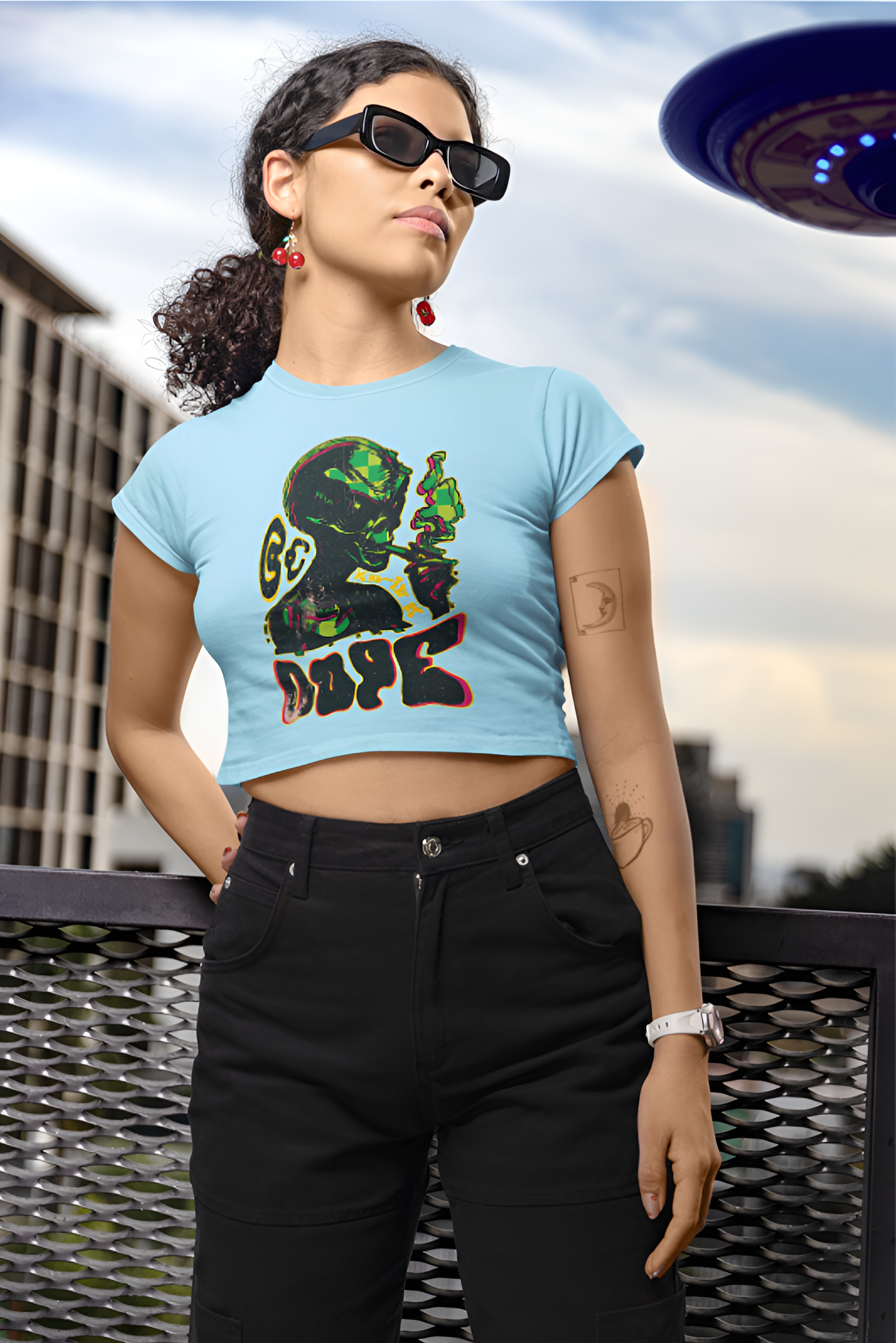 Alien Hope Cropped Tee